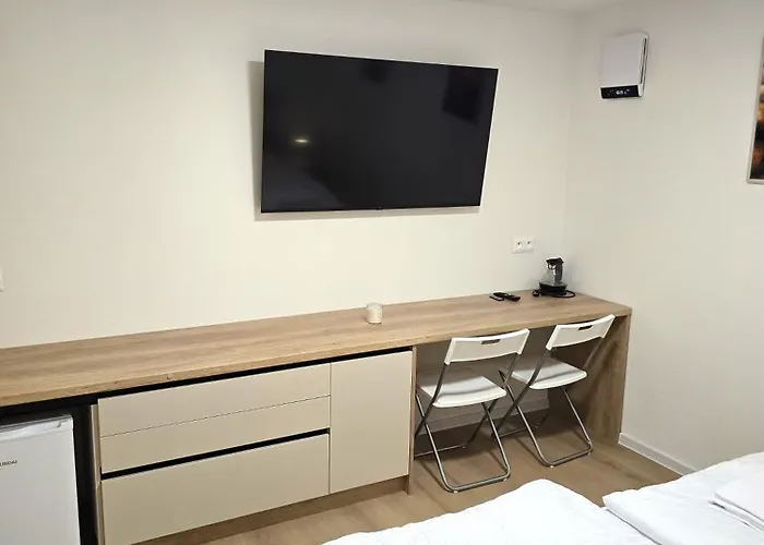 Apartment Alma *